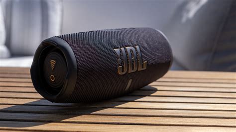 JBL prijenosni Bluetooth WI FI zvučnik CHARGE 5 WI FI Prijenosni