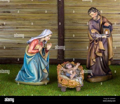 Christmas nativity scene in the stable Stock Photo - Alamy