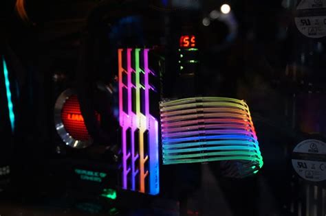 Lian Li Strimer: открыт предзаказ кабеля питания с подсветкой RGB ...