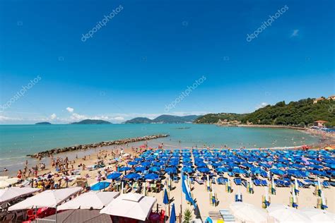 Beach of Venere Azzurra - Lerici Italy – Stock Editorial Photo © catalby #107113110