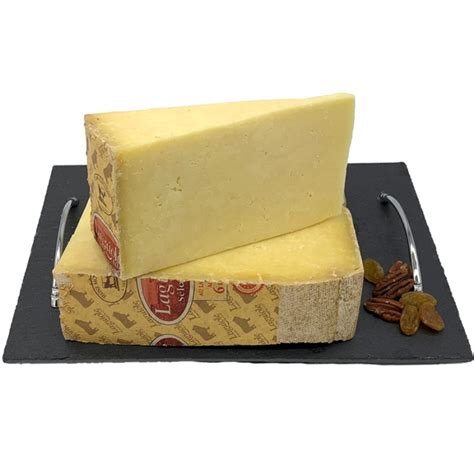 Fromage De Laguiole Aop Fromage Au Lait Cru De Laguiole Aubrac