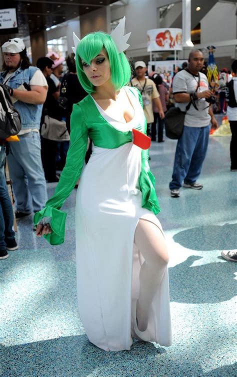 Amazing Pokémon Cosplay To Inspire Your Next Convention Look Pokemon