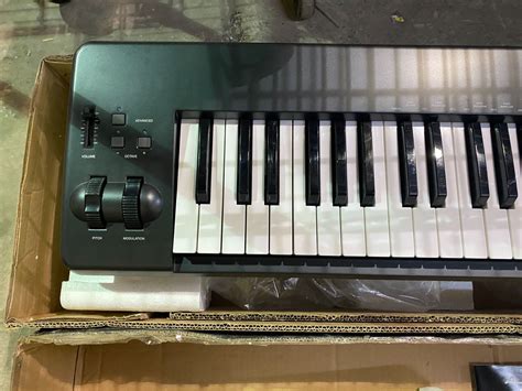 Alesis Q88 88 Key Semi Weighted Usbmidi Keyboard Controller