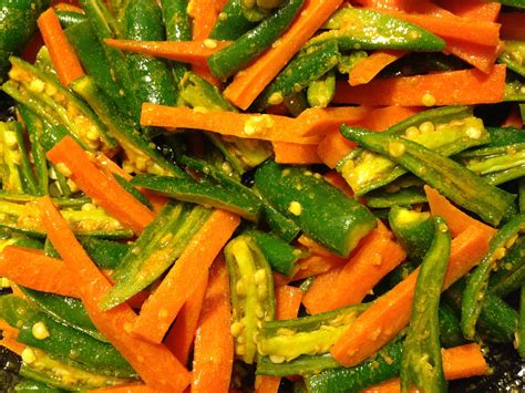 Chili Carrot Indian Pickle 5 To 6 Oz Green Chilies 2 Carrots 2 Tbsp Lemon Juice 3 Tbsp Vegetable