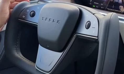 Kendaraan Otonom Penuh Tesla Akan Tiba Di Eropa Pada Awal Tahun