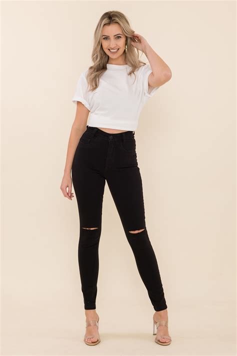 Calça Sarja Skinny Hot Pant Basic 11573 Preta Knoten Jeans