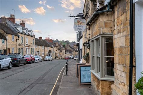 The Lion Inn Hotel In Winchcombe Cotswolds Pub And Restaurant The