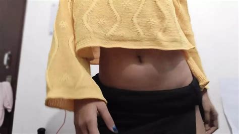 Desi Hot Girl Round Shape Bigboobs Oil Massage Cream Moaning Teen Porn Xhamster