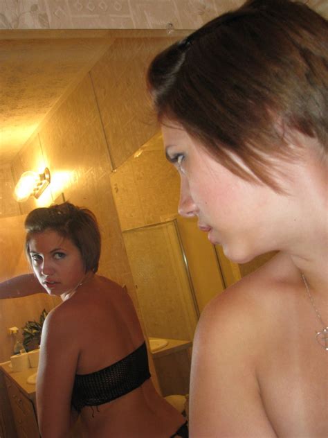 Amateur Lovers Aps Porn Pic