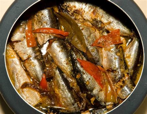 Sardinha N A Panela De Pressao - Sardinha na panela de pressão: Receita prática e saborosa!