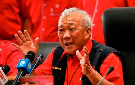 Umno Perlu Sesuaikan Diri Dengan Perubahan Semasa Untuk Kekal Relevan