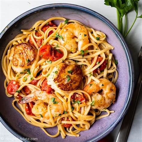 Creamy Shrimp And Scallop Pasta Recipe Pasta Shrimp Scallops Alfredo