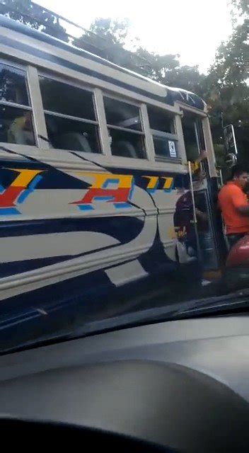 Víctor Bolaños on Twitter GRABADO Así ocurre cuando los conductores