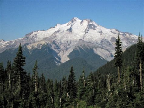 Washington’s Glacier Peak volcano is among the most dangerous in the ...