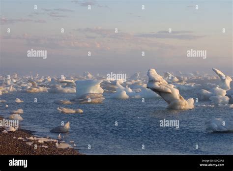 Melting sea ice in the Beaufort Sea Stock Photo - Alamy