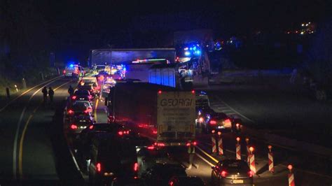 Nach Lkw Chaosfahrt Auf Nrw Autobahnen Mit Verletzten Fahrer In