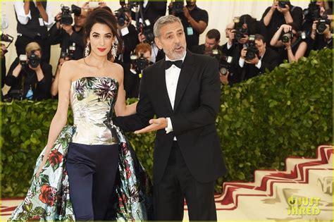 Amal Clooney Stuns on Met Gala 2018 Red Carpet with Husband George ...