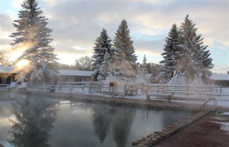 9 Heavenly Hot Springs In Utah To Resurrect The Nomad In You Flavorverse