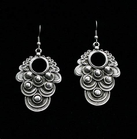 Antique Silver Plated Pewter Jewelry Earrings Ku07 By Elladalove On Etsy Pewter Jewelry