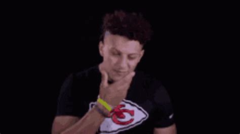 Patrick Mahomes GIF - Patrick Mahomes - Discover & Share GIFs