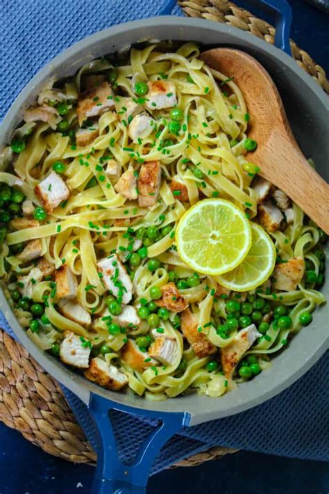 Creamy Lemon Chicken Pasta With Peas Carries Kitchen