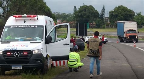 Motociclista Morre E Passageiro Fica Ferido Após Queda Durante Chuva Em