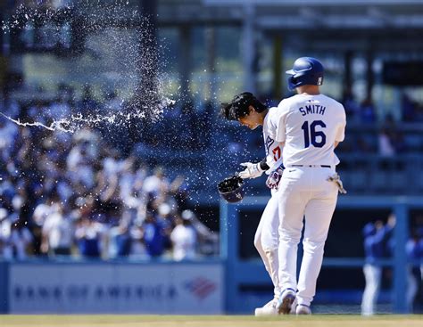 大谷翔平が移籍後初のサヨナラ打！「素晴らしい瞬間だった」「特別な週末だった」笑顔で振り返る Mlb写真ニュース 日刊スポーツ