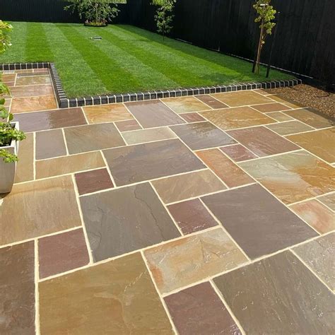 Rippon Buff Sandstone Paving Paving Slabs Patio Stones Nustone