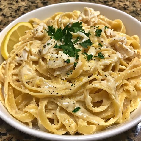 Crab Fettuccine Alfredo Delectable Recipe