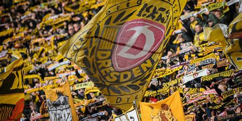 Dresden Mit G Ste Fans Zum Bvb Fanbrief Der Polizei