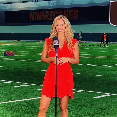 Sarah Walsh 2025 Update Sportscaster Espn And Net Worth Players Bio