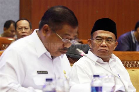 FOTO Mendikbud Raker Dengan DPR Bahas Pengangkatan Guru Honorer