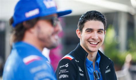 Sergio Perez Fouille Faite Dans La Comparaison De Fernando Alonso Par