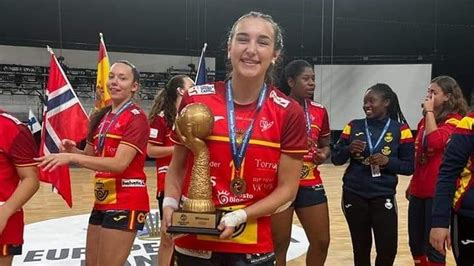 La pontanesa Elena Torres jugará el Torneo Escandibérico con las