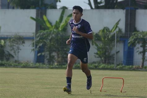 Persib Bandung Perpanjang Kontrak Ferdiansyah Hingga Antara News