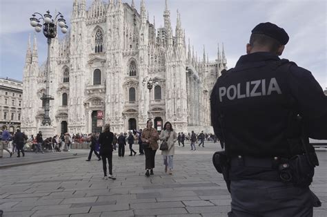 Italy Police Target 142 Suspects In Raid Against Ndrangheta Mafia Daily Sabah