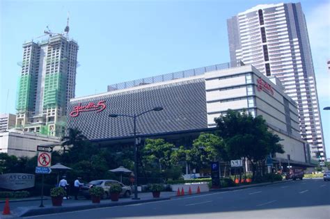 Top best shopping malls in Manila, Philippines