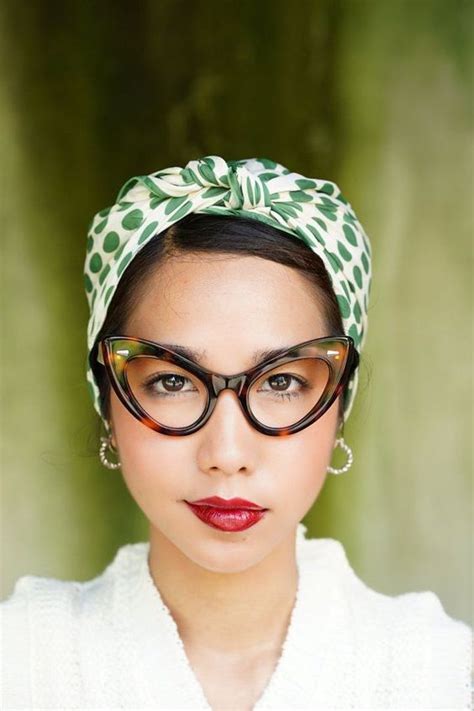 Eyewear Trends For Women 2023 LadyFashioniser