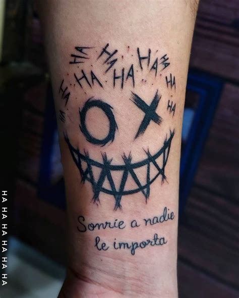 Smile tattoo Xăm Hình xăm Ý tưởng hình xăm