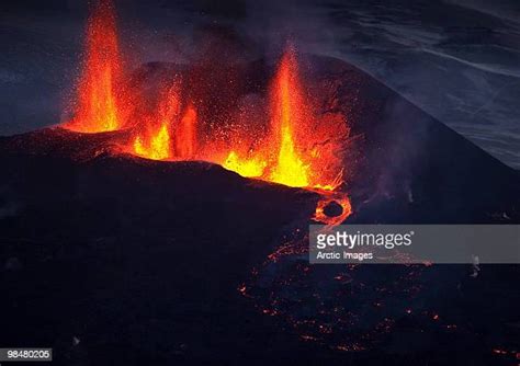 279 Lava Fountain Stock Photos, High-Res Pictures, and Images - Getty ...