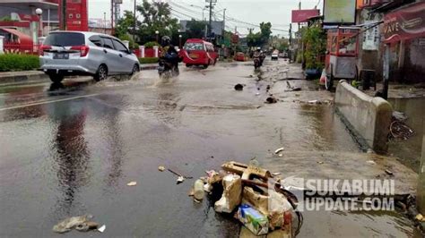 Drainase Tersumbat Warga Cipanengah Sukabumi Banjir Setiap Hujan