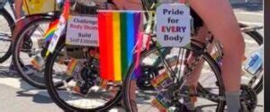 CHOCANTE Parada Gay nos EUA tem ciclistas nus na frente das crianças NOTICIAS NO FACE