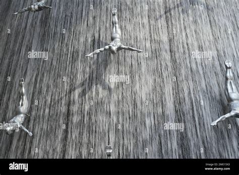 Diver's Waterfall, Dubai Mall, Uae Stock Photo - Alamy