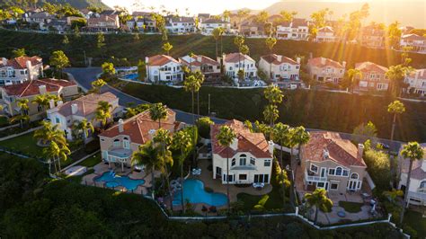 The Best Neighborhoods In Orange County To Buy A Home