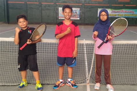 Cara Bermain Tenis Lapangan Homecare24