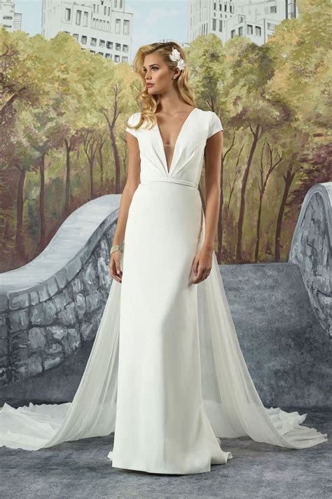 21 Wedding Dresses For Older Brides Top Tips And Advice Uk