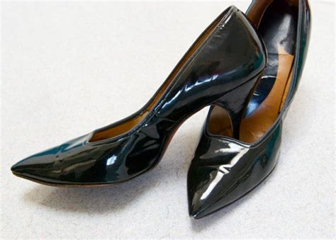 Vintage 1950s Black Patent Leather Pumps Stiletto By Wonderlandsf