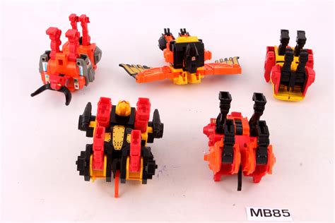 Complete Transformers® G1 Predaking SKU 315898 | Transformerland.com ...