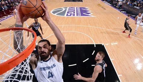 NBA Kiwi Steven Adams Posts First Double Double Of Season In Memphis