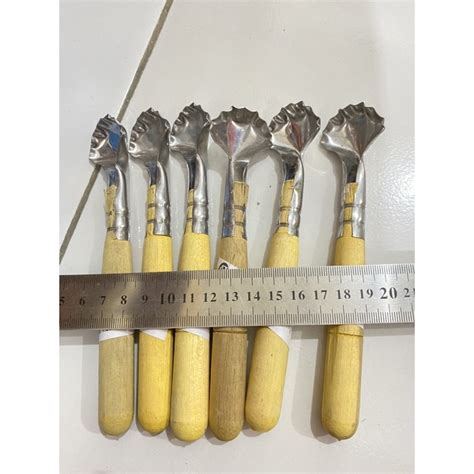 jual kerok degan gagang kayu kuat alat kerok kelapa blewah shopee